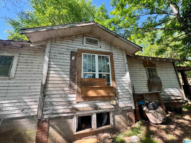1131 13TH AVENUE N, Bessemer, AL 35020