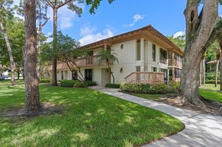 200 Brackenwood Terrace, Palm Beach Gardens, FL 33418