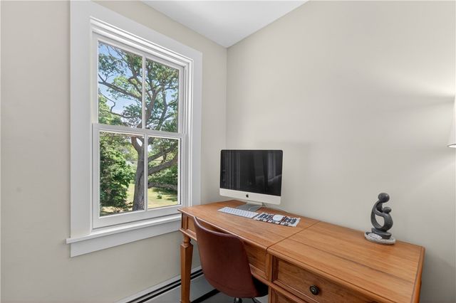108 Oak Street, Hopkinton, RI 02804