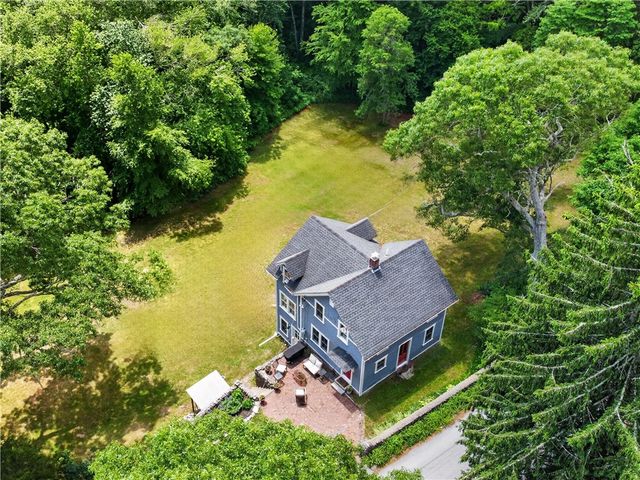 108 Oak Street, Hopkinton, RI 02804