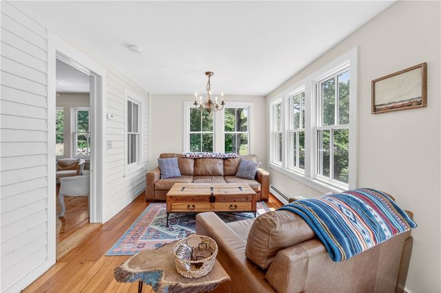 108 Oak Street, Hopkinton, RI 02804