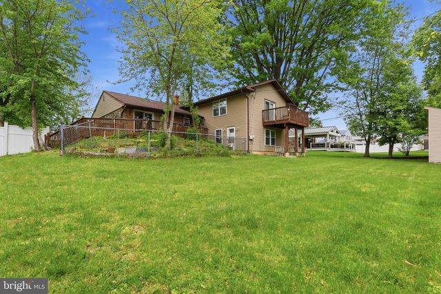 1111 HARRIETT RD, Huntingdon Valley, PA 19006