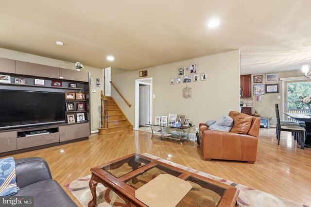 1111 HARRIETT RD, Huntingdon Valley, PA 19006