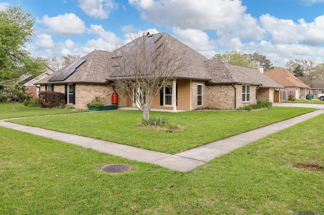 4117 Elizabeth Deborah Dr, Zachary, LA 70791