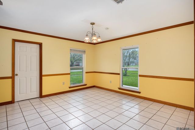 4117 Elizabeth Deborah Dr, Zachary, LA 70791