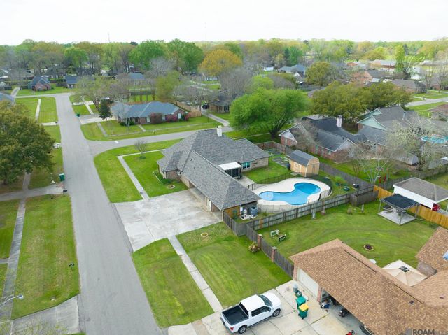 4117 Elizabeth Deborah Dr, Zachary, LA 70791