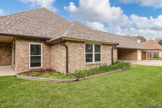 4117 Elizabeth Deborah Dr, Zachary, LA 70791