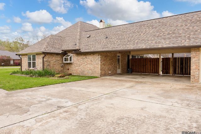 4117 Elizabeth Deborah Dr, Zachary, LA 70791