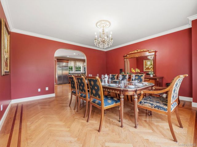 637 S Mountain Road, New City, NY 10956