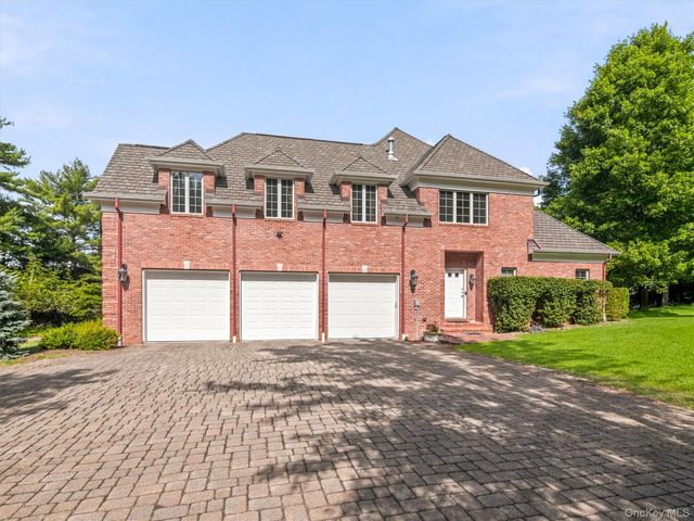 637 S Mountain Road, New City, NY 10956