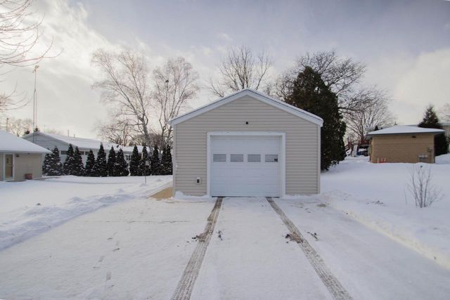 26 Park View LANE, Watertown, WI 53094