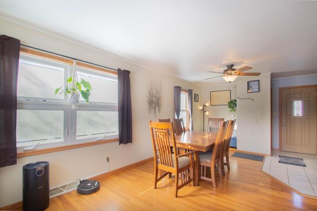 26 Park View LANE, Watertown, WI 53094