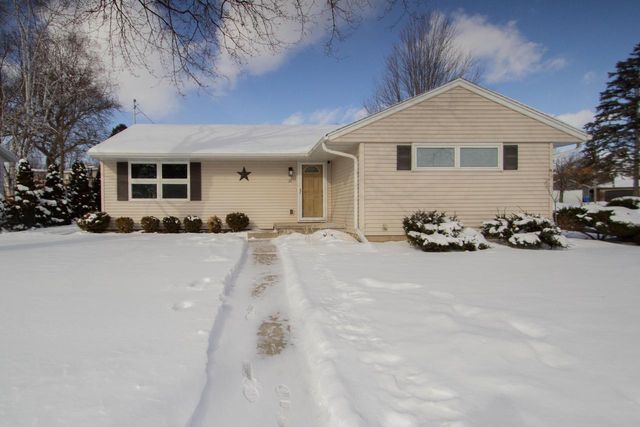 26 Park View LANE, Watertown, WI 53094