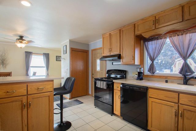 26 Park View LANE, Watertown, WI 53094