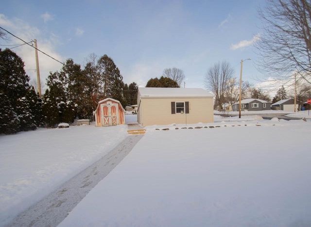 26 Park View LANE, Watertown, WI 53094