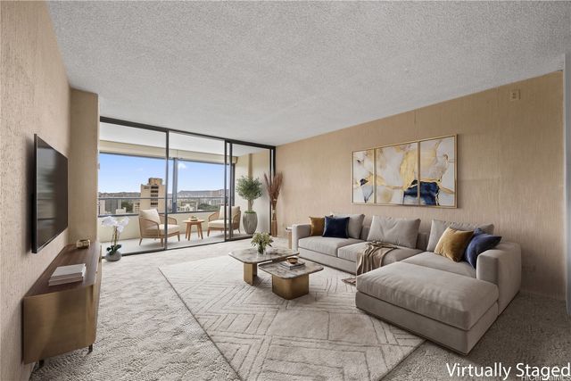 1717 Mott Smith Drive 2005, Honolulu, HI 96822