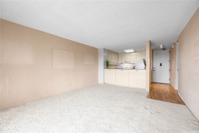 1717 Mott Smith Drive 2005, Honolulu, HI 96822