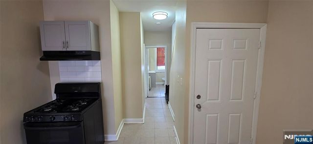 120 Sunset Avenue, Newark, NJ 07106