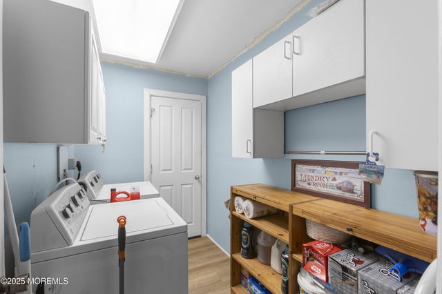 742 W Commodore Boulevard, Jackson, NJ 08527