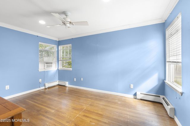 742 W Commodore Boulevard, Jackson, NJ 08527