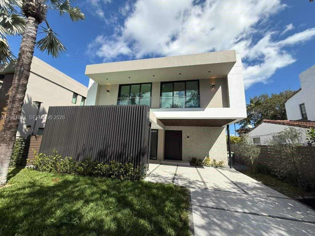 125 SW 29th Road, Miami, FL 33129