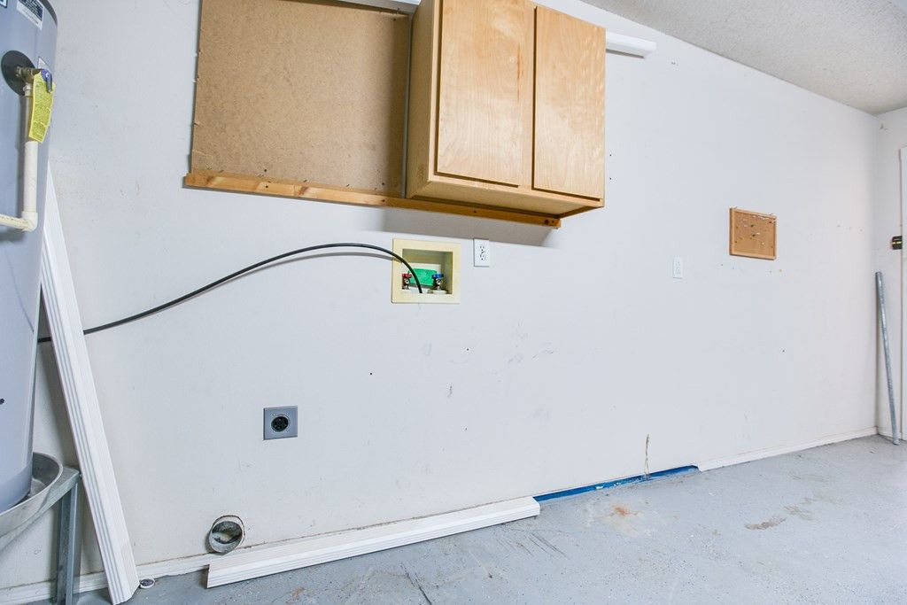 Image 23 of property listing at 1220 James Lane, San Angelo, TX 76905