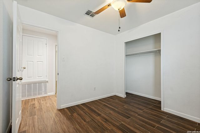 531 Sanderling, San Antonio, TX 78245