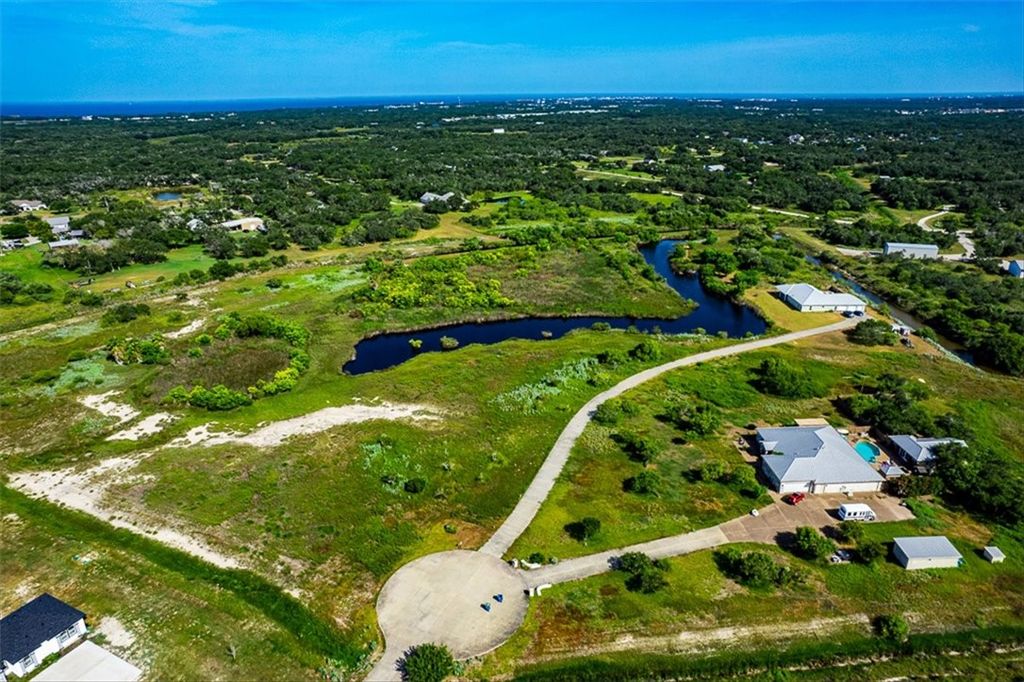 105 Windcrest Lane, Rockport, TX 78382 — photo 3