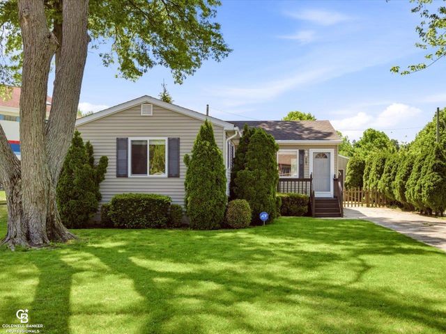 467 Dixie Boulevard, Algonac, MI 48001