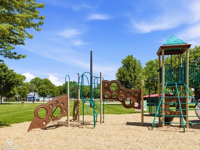 467 Dixie Boulevard, Algonac, MI 48001