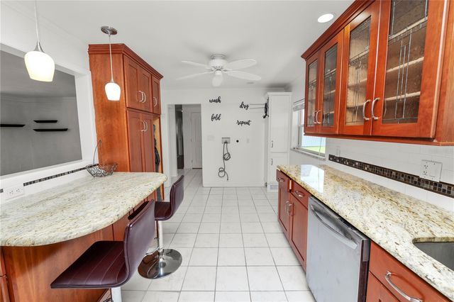 228 W LAKE INA DRIVE, Winter Haven, FL 33884