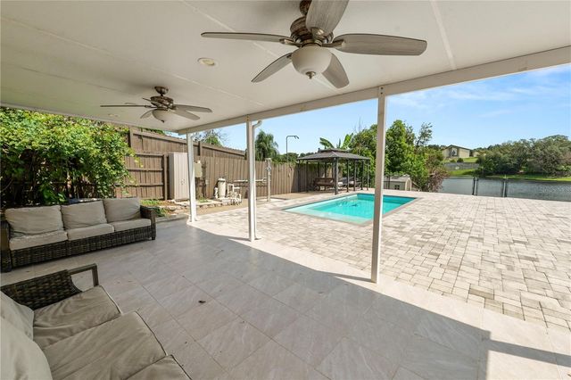 228 W LAKE INA DRIVE, Winter Haven, FL 33884