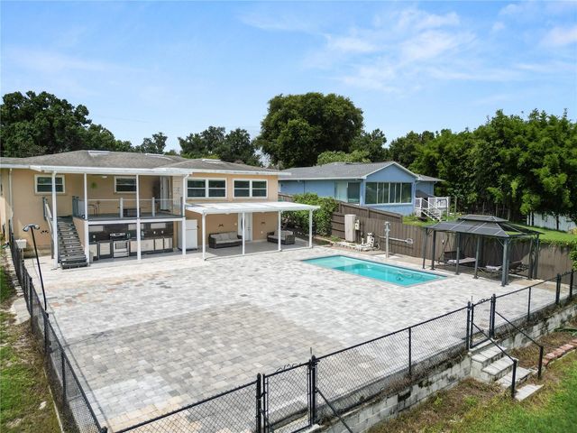 228 W LAKE INA DRIVE, Winter Haven, FL 33884