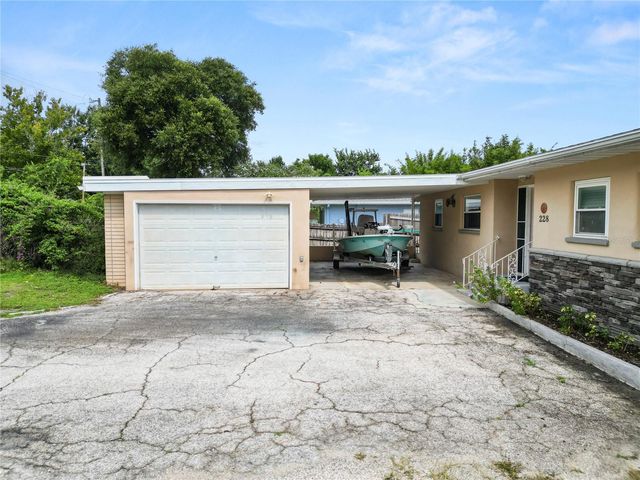 228 W LAKE INA DRIVE, Winter Haven, FL 33884