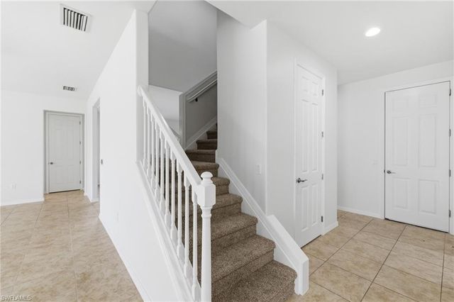 2639 Bellingham CT, Cape Coral, FL 33991