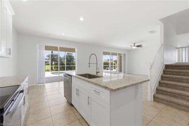 2639 Bellingham CT, Cape Coral, FL 33991