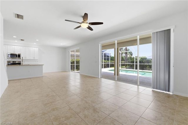 2639 Bellingham CT, Cape Coral, FL 33991