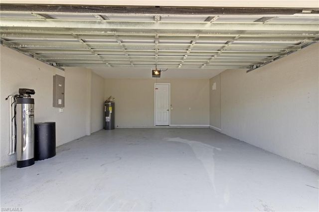2639 Bellingham CT, Cape Coral, FL 33991