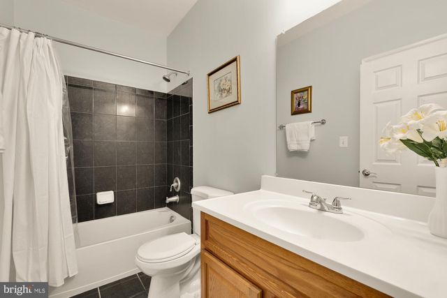 36430 HESKETT LN, Hillsboro, VA 20132