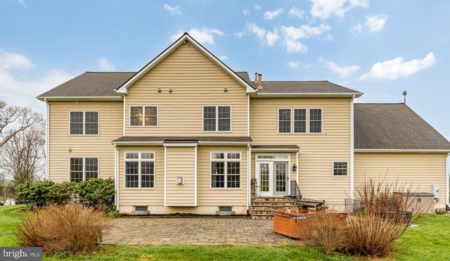 36430 HESKETT LN, Hillsboro, VA 20132