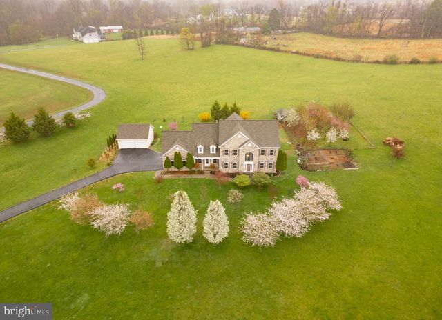 36430 HESKETT LN, Hillsboro, VA 20132