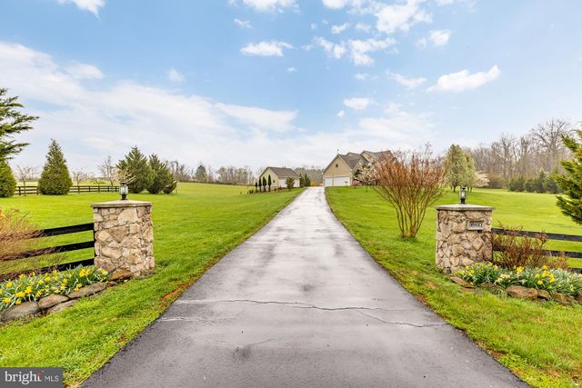 36430 HESKETT LN, Hillsboro, VA 20132