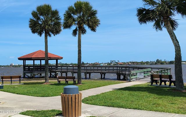 827 Cordova Avenue, Ormond Beach, FL 32174