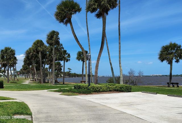 827 Cordova Avenue, Ormond Beach, FL 32174