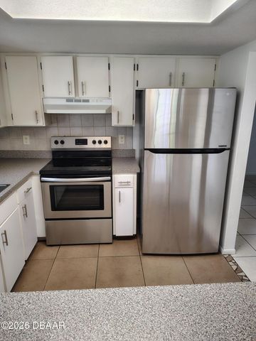 827 Cordova Avenue, Ormond Beach, FL 32174