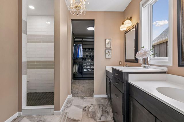 18230 Jurel Way, Lakeville, MN 55044