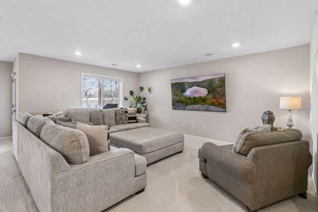 18230 Jurel Way, Lakeville, MN 55044