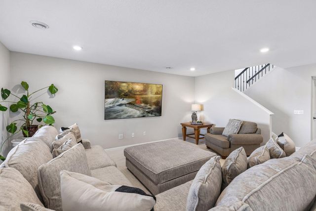 18230 Jurel Way, Lakeville, MN 55044