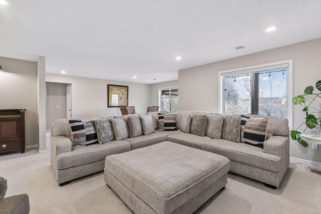 18230 Jurel Way, Lakeville, MN 55044