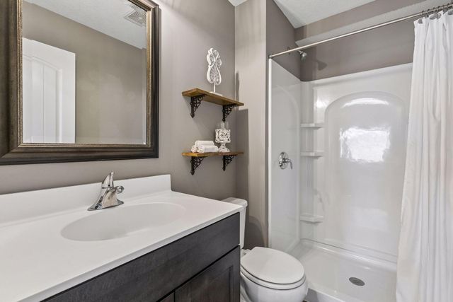 18230 Jurel Way, Lakeville, MN 55044